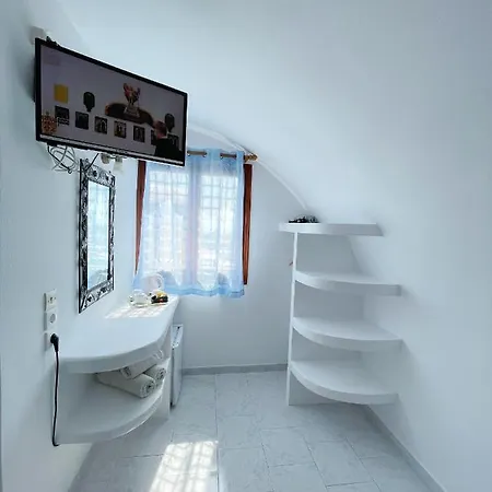 Santorini Dima Villa 佩里萨